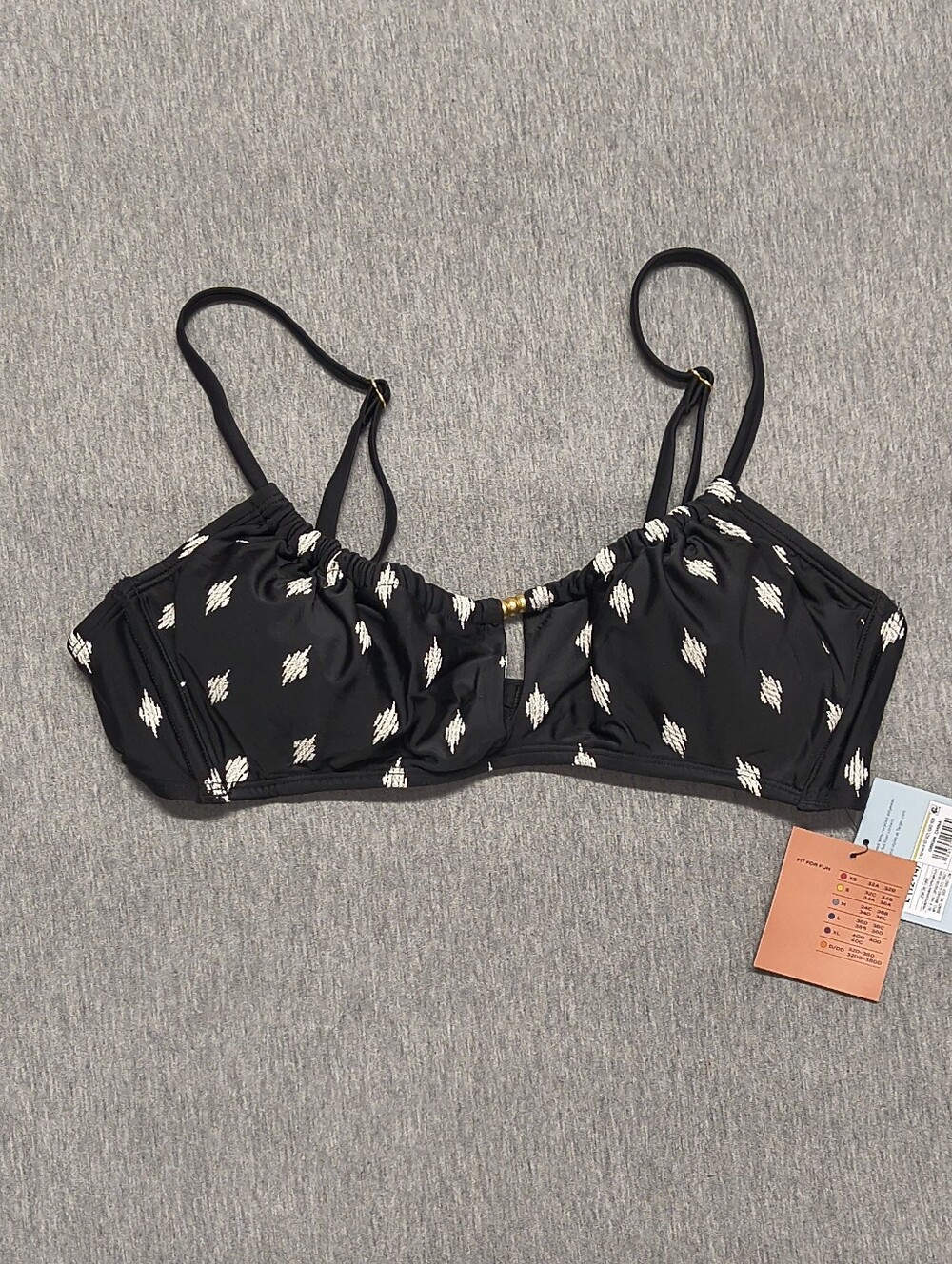 Shade & Shore Women’s Embroidered Shirred Bralette Bikini Top (Size L)